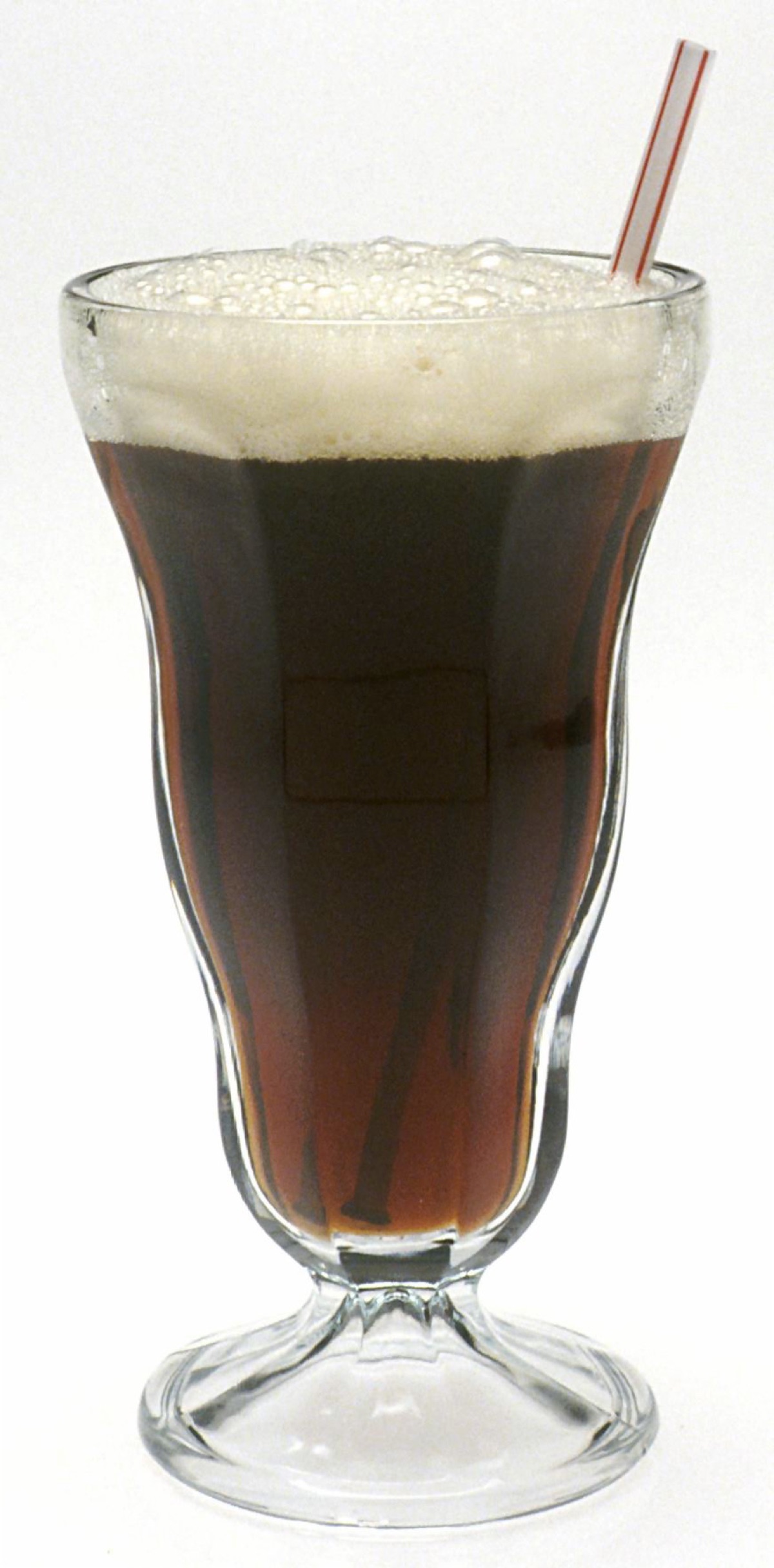 A glass of cola-style fountain soda over ice - a representative sugary drink standing in for the fructose and high-fructose corn syrup studied in the research (not an image from the study).