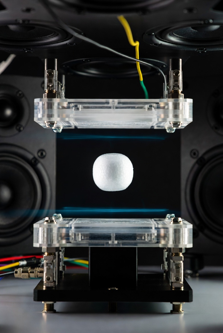 Levitating styrofoam bead in acoustic trap - NYU time crystal experiment